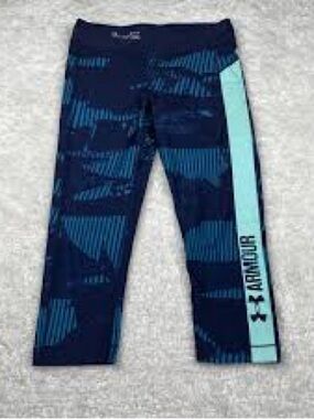 $ Sale Under Armour Navy & Teal Capri Leggings with mint stripe Large